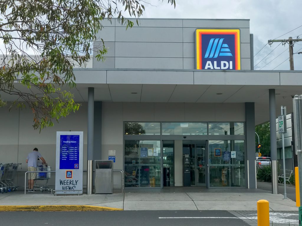Image shows an Aldi supermarket store front